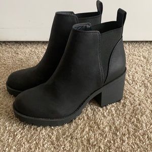 Dirty Laundry Black Lug Boots